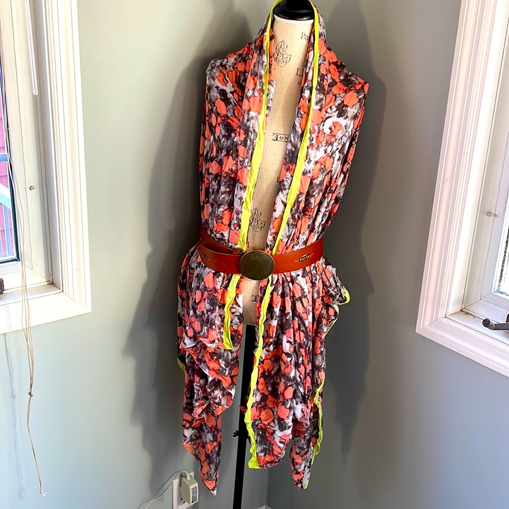 Club Monaco blanket‎ scarf EUC